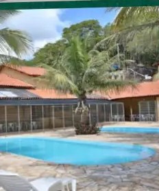 Piscina e área de lazer